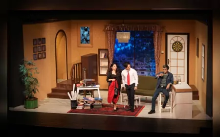 “Aşk Listesi” Prömiyerini Genco Erkal Sahnesi’nde Yaptı