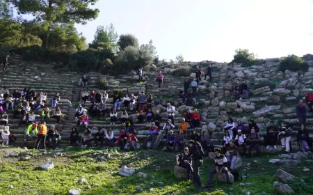 İzmir Büyükşehir’den Üniversitelilere Doğa ve Tarih Yolculuğu