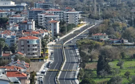 İzmir Trafiğine Neşter: Ulaşımda Tarihi Yatırımlar Tamamlandı, Yeni Projeler Yolda