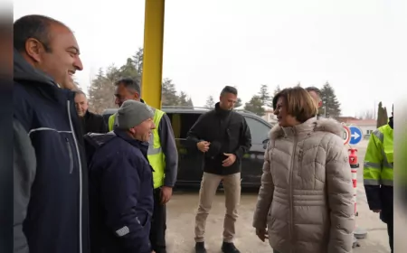 Başkan Ayşe Ünlüce’den Karla Mücadele Ekiplerine Moral Ziyareti