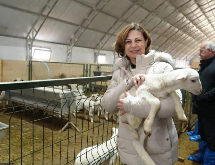 Eskişehir Büyükşehir Belediyesi’nden Üreticilere Çifte Destek