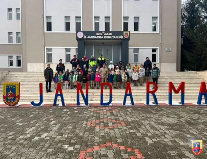 Balıkesir ve Düzce Jandarmasından Öğrencilere Yönelik Farkındalık Etkinlikleri
