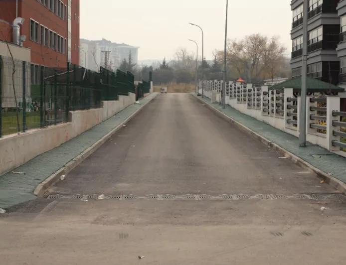 Kızılyer’in Çehresi Yenilendi: Odunpazarı Belediyesi’nden 37 Sokakta Üstyapı Hamlesi