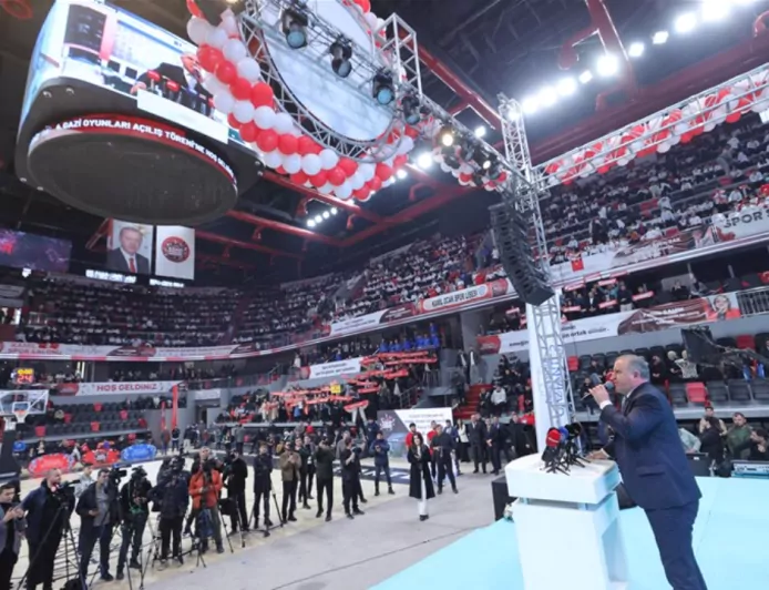 Bakan Osman Aşkın Bak’tan Gençlere Spor ve Sağlıklı Yaşam Çağrısı