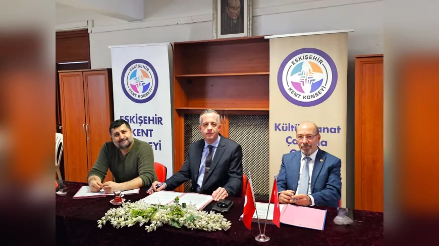 Eskişehir'de Liseli Gençlerin Heyecanla Beklediği Tiyatro Şenliği Başlıyor
