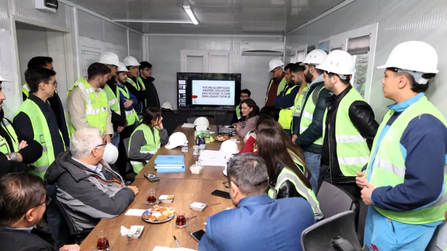 KOÜ Cami ve Otopark Projesinde Yüzde 50 Tamamlandı: Öğrencilerden Teknik İnceleme