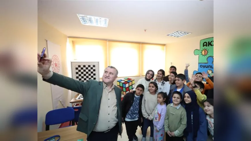 Bakan Osman Aşkın Bak: “Deneyap Teknoloji Atölyeleri, Milli Teknoloji Hamlesinin İtici Gücünü Oluşturuyor”