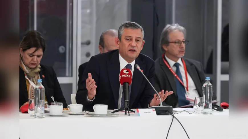 Özgür Özel, Brüksel’de Avrupa Sosyalist Partisi Liderler Toplantısı’na Katıldı