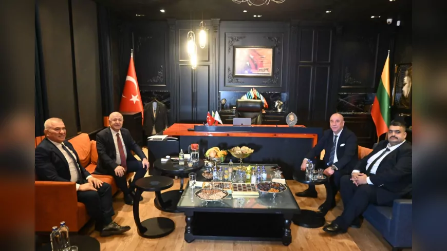 Ümit Özdağ’dan Alanya Eğitim Vakfı’na Ziyaret