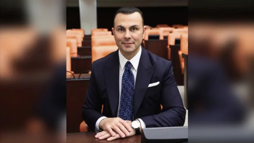 AK Parti İstanbul Milletvekili Seyithan İzsiz: “Bir cümle de emanettir, bu Meclis ayrılığı değil kardeşliği büyütmelidir”