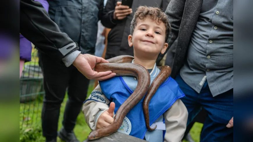 İzmir’de “Patili Dostumuz” Projesi Engelli Çocukların Kalbine Dokundu