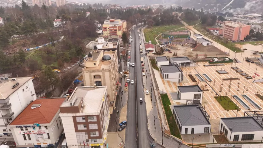 Karabük’te Ömer Lütfü Özaytaç Caddesi Yeniden Trafiğe Açıldı