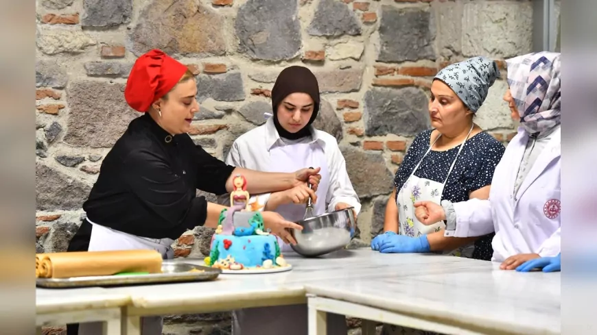İzmir’in İstihdam Üssü Gibi Çalıştı: Meslek Fabrikası 2025’i Rekorlarla Kapattı
