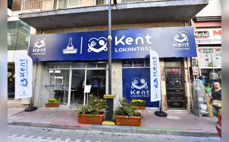 İzmir'de Bir Tabak Yemekle Dayanışma Büyüyor