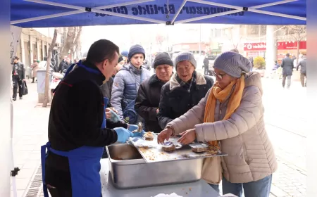Odunpazarı Belediyesi’nden Miraç Kandili’nde Helva İkramı