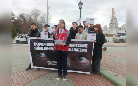 Halk-Lis Eskişehir İl Başkanı Ülgünalp: Cumhuriyet’i Karnelerden Silemezsiniz