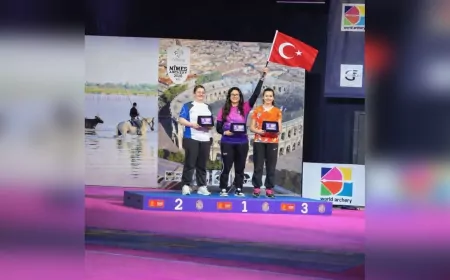 Kadıköy Anadolu İHL Öğrencisi Zehranur Adaş, Dünya Okçuluk Şampiyonu Oldu