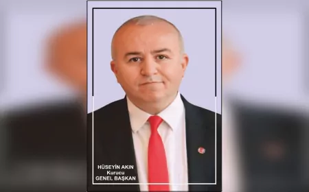 Anadolu Çınarları Partisi Genel Başkanı Hüseyin Akın’dan Bayrak Tepkisi
