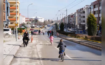 Türkiye’ye Örnek Proje: Eskişehir Arabasız Pazar Günüyle Nefes Aldı