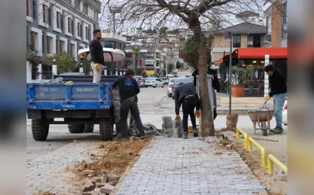Yalova Belediyesi’nden Temizlik ve Yol Bakım Seferberliği