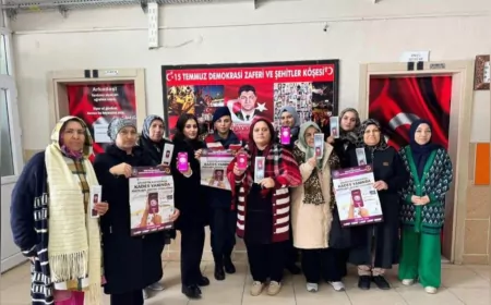 Jandarma, Dört İlde KADES Uygulaması Hakkında Vatandaşları Bilgilendirdi