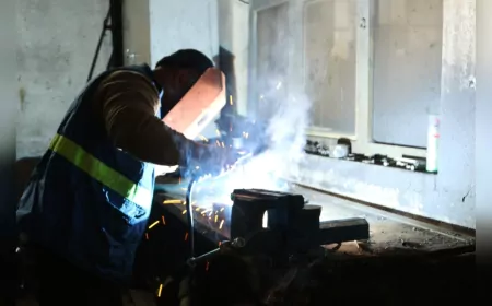 Van Büyükşehir Belediyesi’nin İş Makineleri Kendi Ustalarına Emanet