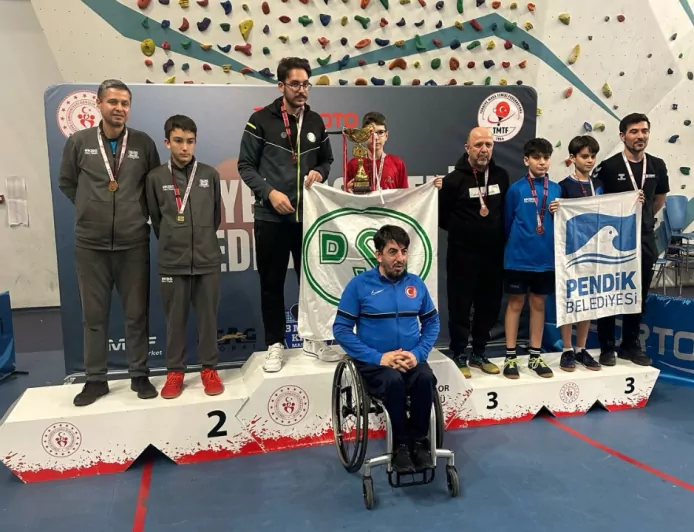 Yalova Belediyespor’dan Masa Tenisinde Çifte Başarı