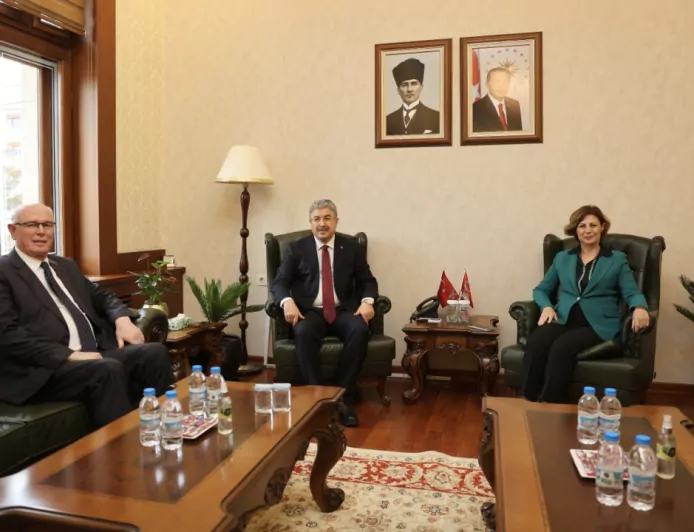 Başkan Ünlüce ve Başkan Kurt’tan Vali Yılmaz’a “Hayırlı Olsun” Ziyareti