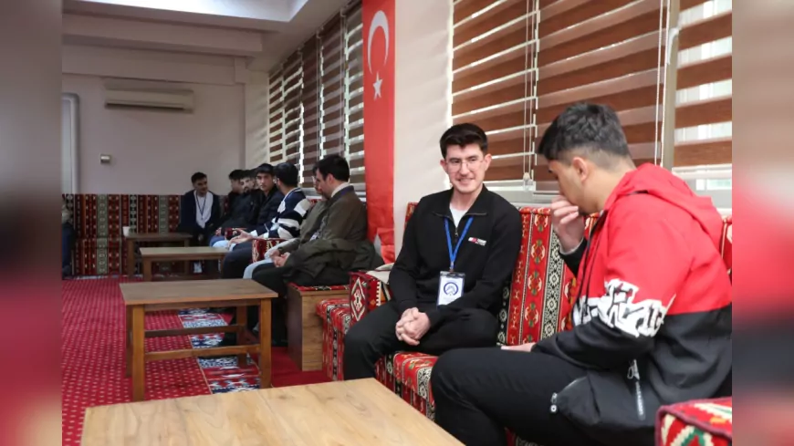 Hatay Büyükşehir Belediyesi’nden Gençlere Teknoloji ve Eğitim Desteği