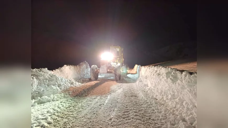 Hafta Sonu Karla Mücadelede Büyük Başarı: 537 Yerleşim Yerinin Yolu Açıldı