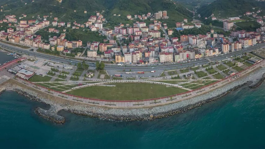 Trabzon Büyükşehir’den Arsin’e 62 Milyon TL’lik Sahil Parkı Yatırımı