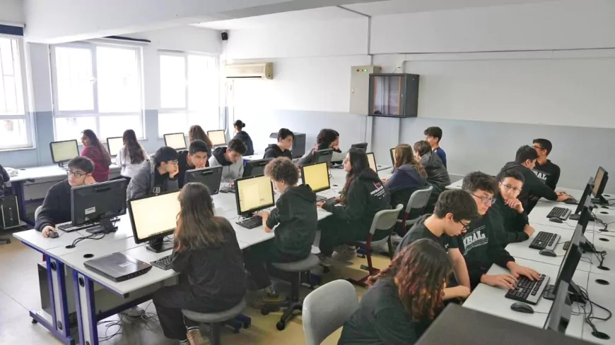 İETT’den Eğitime Destek: Bayrampaşa’daki Liseye Bilgisayar Laboratuvarı Kuruldu