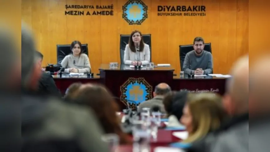 Eşbaşkan Bucak’tan Halep Vurgusu: “Umuyoruz ki Süreç Barışçıl Bir Çözüme Evrilir”