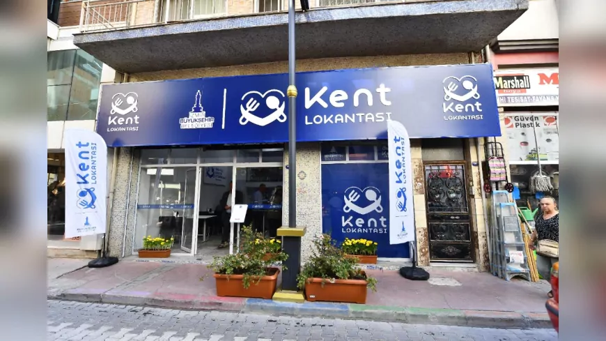 İzmir'de Bir Tabak Yemekle Dayanışma Büyüyor