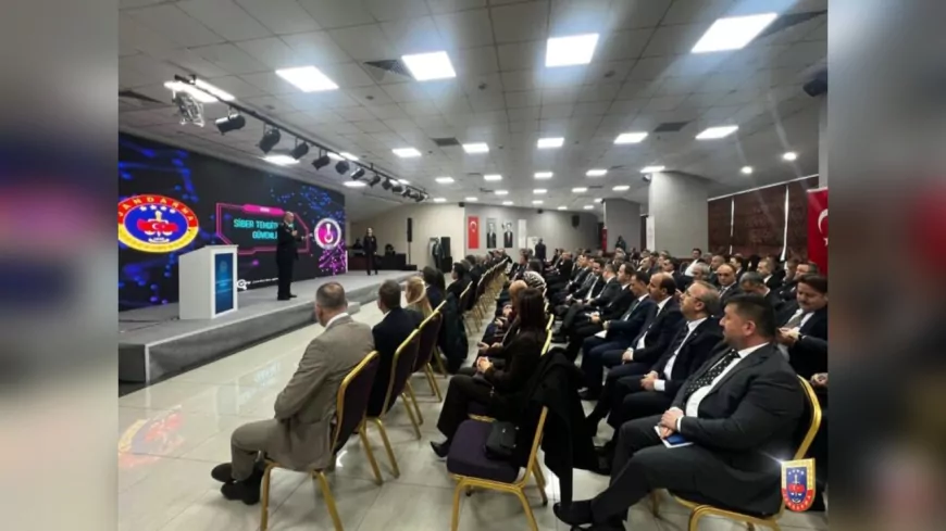 Antalya’da “Siber Tehditler ve Güvenlik” Eğitimi Düzenlendi