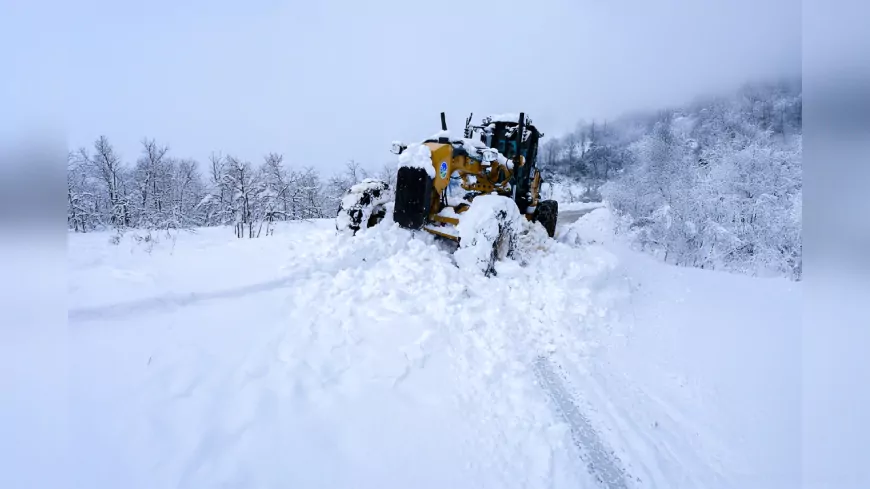 Sakarya’da Karla Mücadele: 5 İlçede 35 Grup Yolundan 34’ü Ulaşıma Açıldı