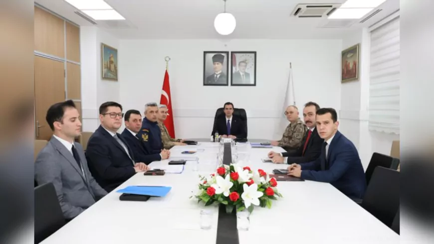 Bitlis’te Asayiş, Güvenlik ve İstihbarat Toplantısı Gerçekleştirildi