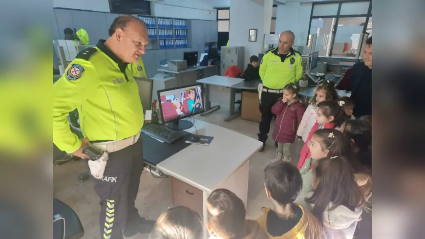 Minik Öğrencilerden Emniyet Müdürlüğüne Anlamlı Ziyaret