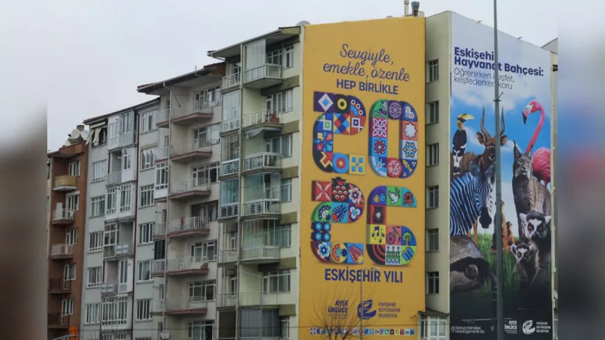 Eskişehir, “2026 Eskişehir Yılı” Afişleriyle Renklendi