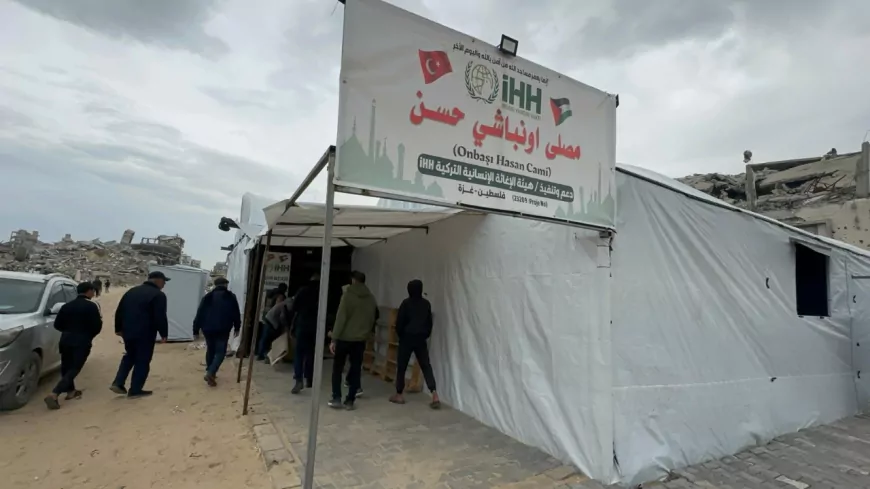 Gazze’de Ramazan’a 2 Bin Kişilik Çadır Cami