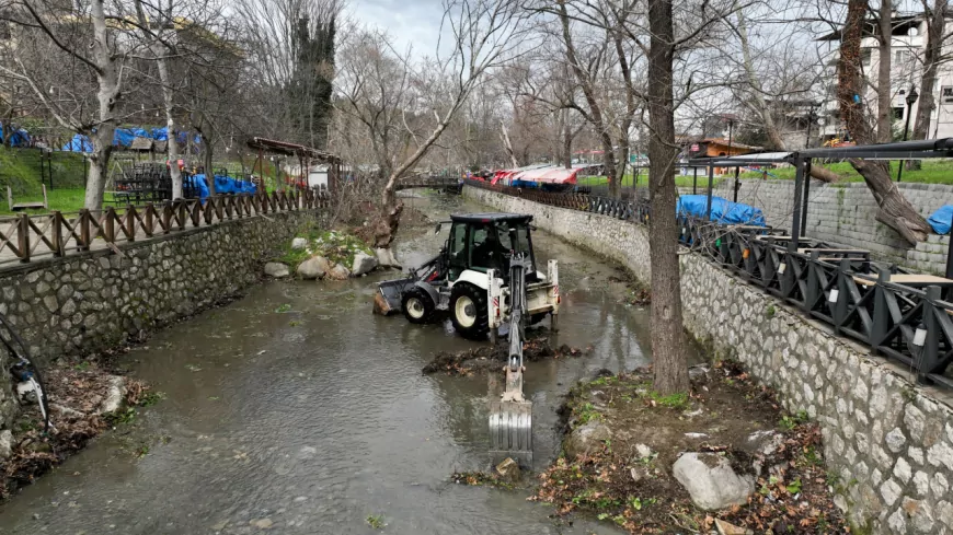 Bursa Büyükşehir’den Misi’de Kapsamlı Dere ve Çevre Temizliği