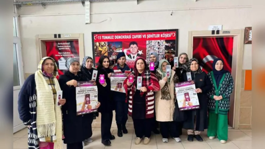 Jandarma, Dört İlde KADES Uygulaması Hakkında Vatandaşları Bilgilendirdi