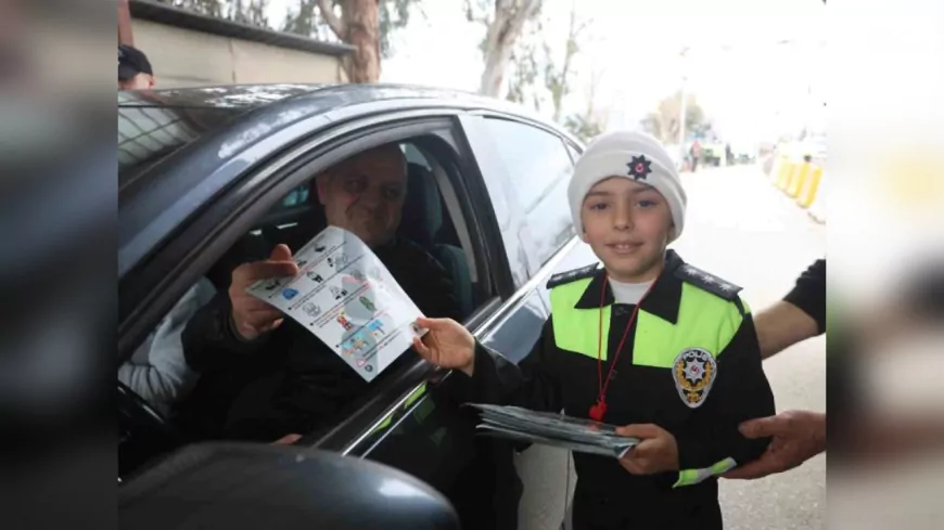 Depremzede Çocuklardan Trafik Denetimi