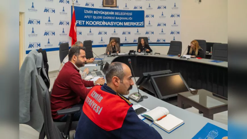 İzmir’de Yağış Sonrası Teyakkuz