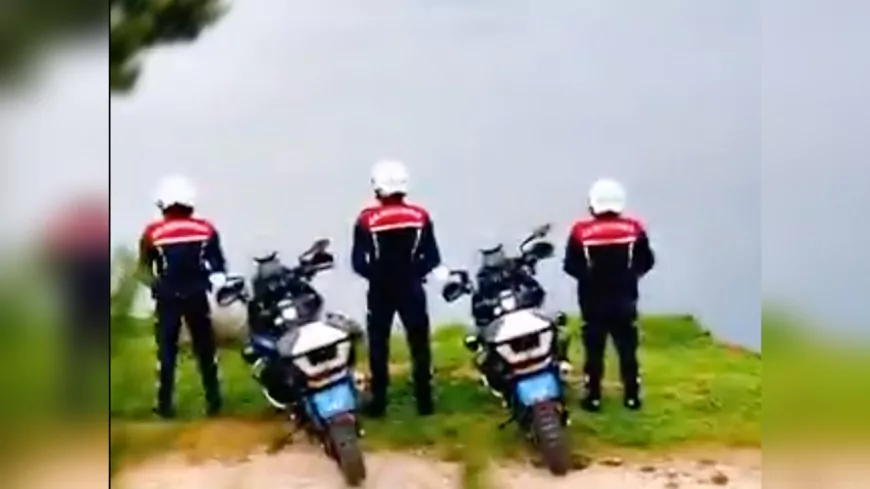 Balıkesir’de Motosikletli Jandarma Timlerinden Huzur Devriyesi