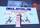 Bakan Osman Aşkın Bak: Spor İyileştirici Bir Güçtür