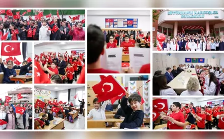 Bakan Yusuf Tekin, "Bayrak Sevgisi" Temalı İlk Derste Öğrencilerle Buluştu