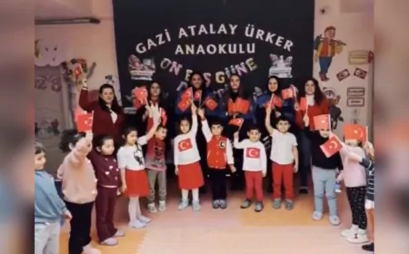 Polis Ekiplerinden Okullarda Milli Değerler Etkinliğine Katılım