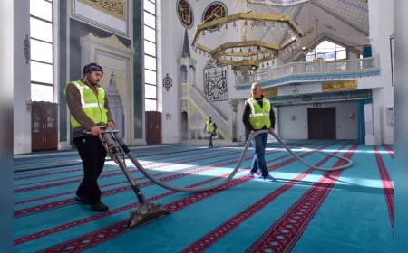 Bursa’daki Camiler Ramazan’a Hazırlanıyor