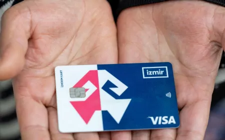 İzmir’de “Anne Kart” ile Ulaşımda Özgürlük